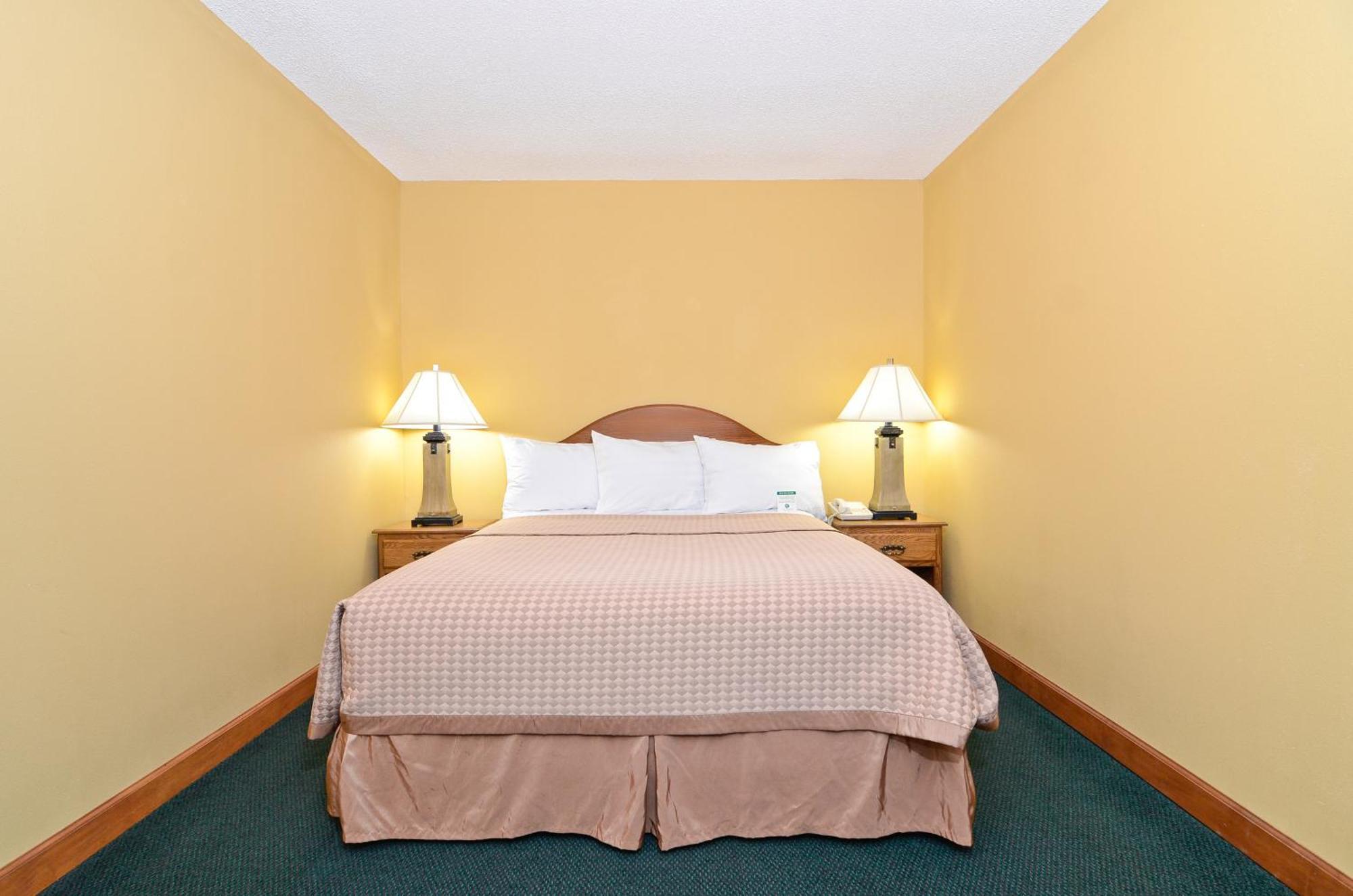 Americas Best Value Inn Iola Exteriér fotografie